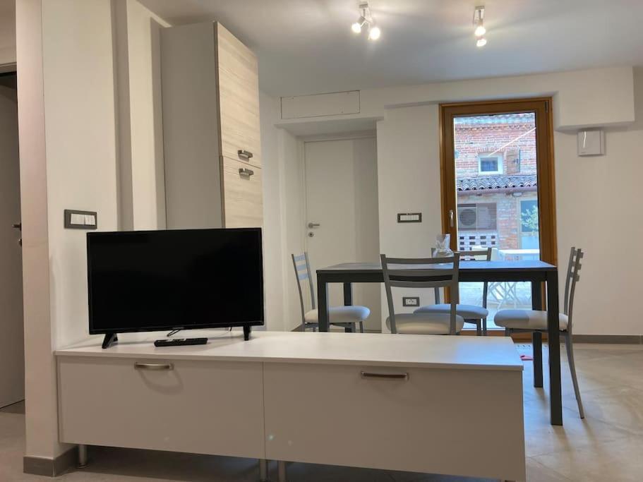 Appartamento Tre Archi Con Corte Privata Venesia Bagian luar foto